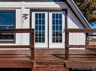 2401 Phillips Pl, Cheyenne, WY 82009