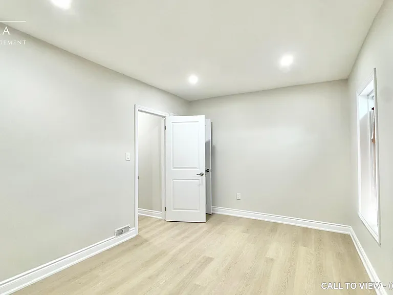 72 Burlington St E — Photo 7