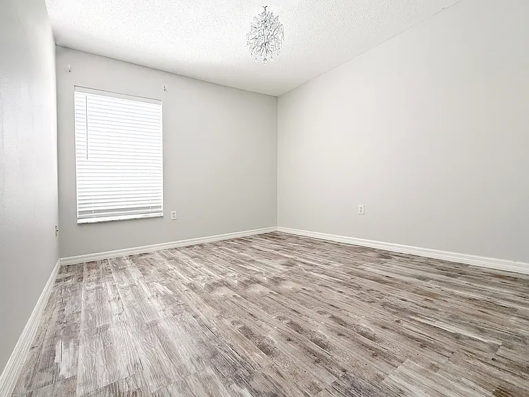 Bedroom #1