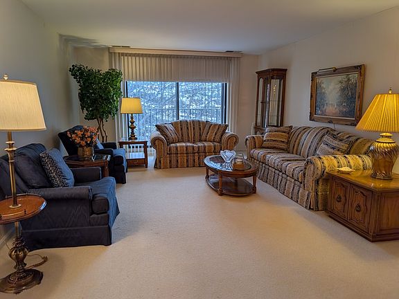 5th image of 9558 Gross Point Rd #A-406