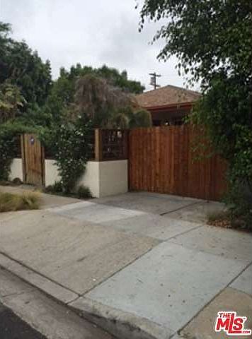 1st image of 328 Westbourne Dr