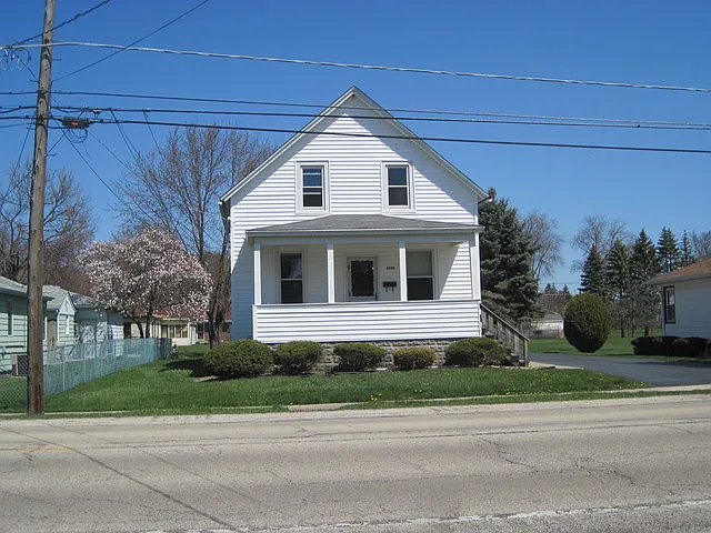 6540 175th St photo 1