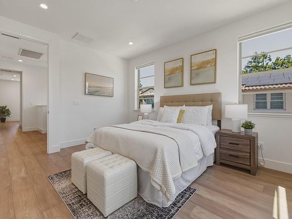 5th image of 1010 San Pierre Way