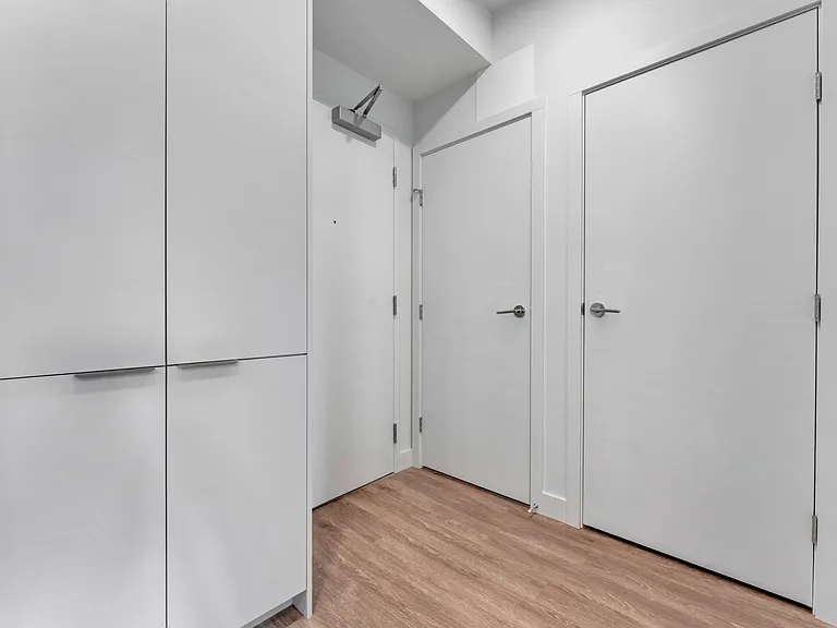2515 Hackett Cres — Photo 12
