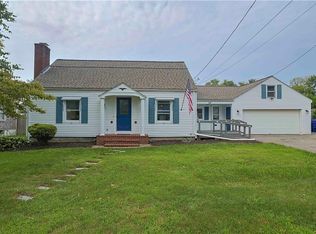 24 Seymour St, Warren, RI 02885