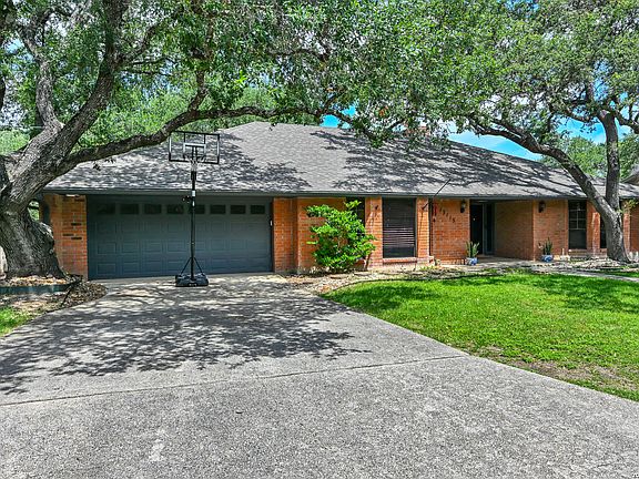 2nd image of 13115 N HUNTERS CIR