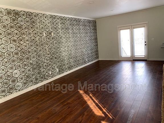 2nd image of 1947 S Columbia Ln APT 12