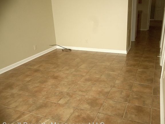 2nd image of 142 Helen Cir #A