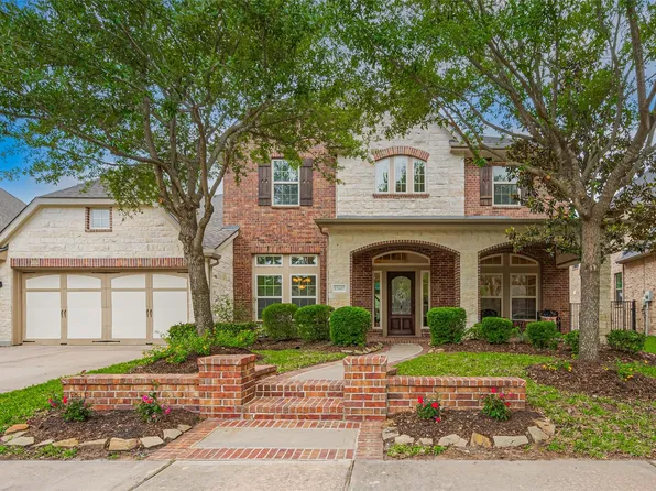 12607 Cove Landing Drive, Cypress, TX 77433