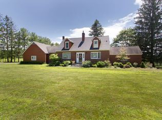 226 Gumbletown Rd, Paupack, PA 18451