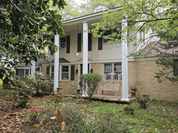 2448 State Route 94 W, Murray, KY 42071