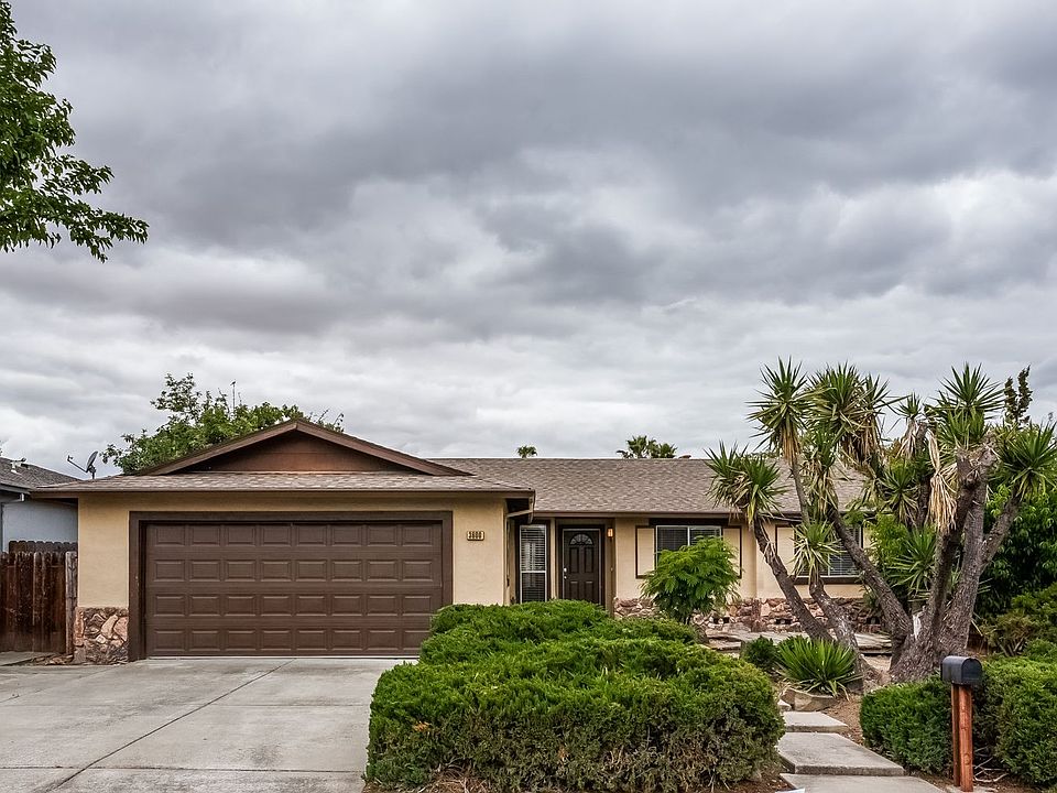 1st image of 3600 Garrow Dr