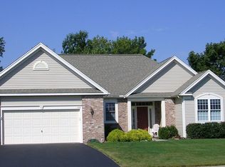 150 Red Spruce Ln, Rochester, NY 14616