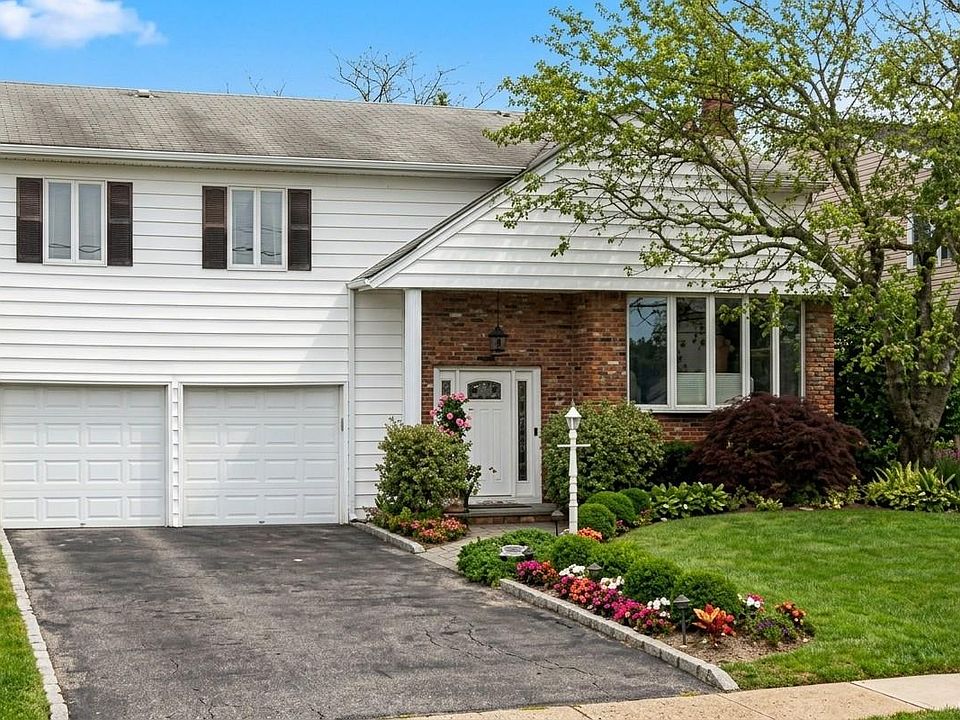 1st image of 3089 Monterey Drive