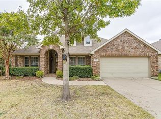 7243 Summit Parc Dr, Dallas, TX 75249
