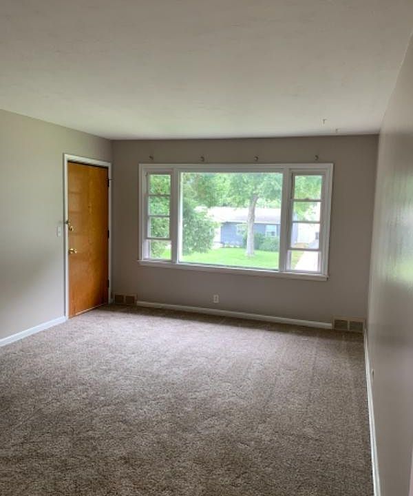 Front entry to Apartment!