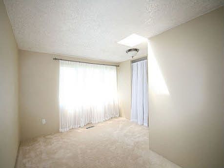 5th image of 618 E Kiernan Ave