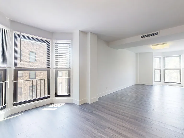 Dining/Living room