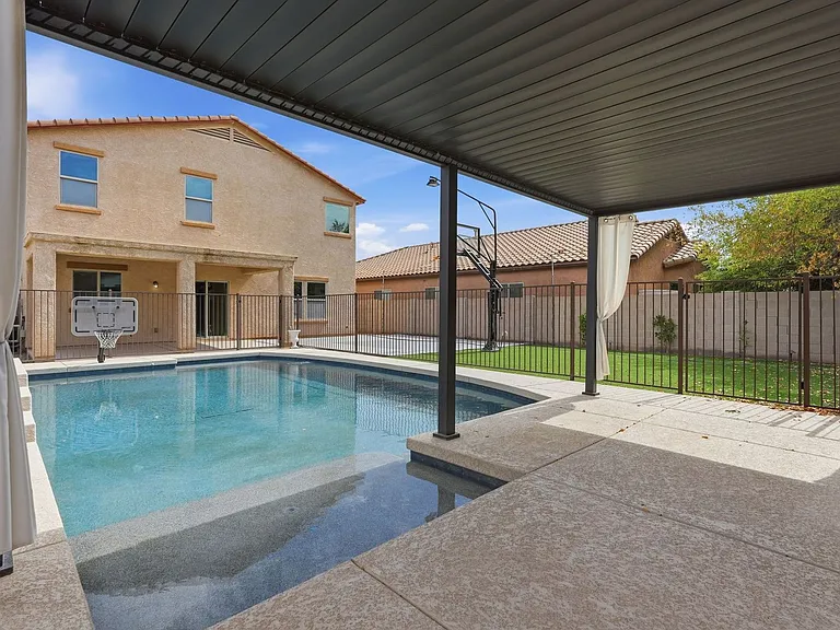 10815 W Avenida Del Rey — Photo 34