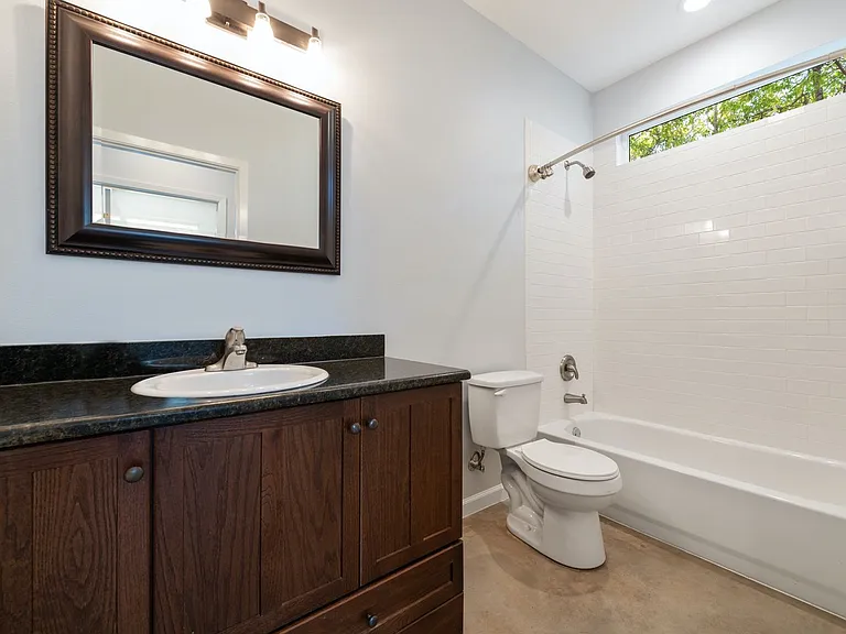 4415 Clawson Rd — Photo 11
