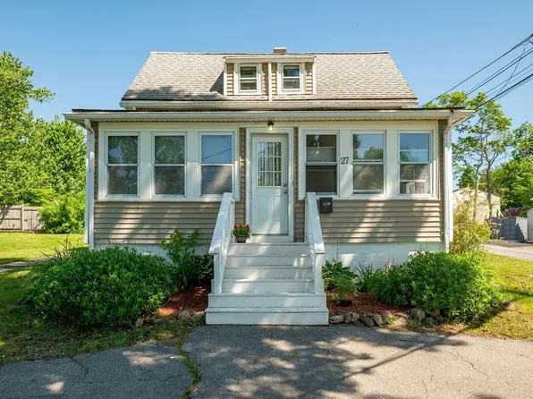 27 Ely St, Randolph, MA 02368