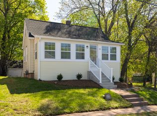 55 Homestead St, Manchester, CT 06042