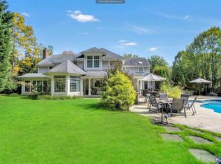 738 Beechcrest Dr, River Vale, NJ 07675