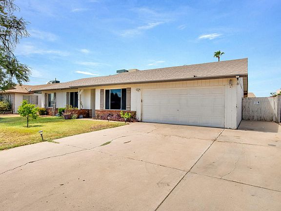 2nd image of 4224 W Desert Cove Ave