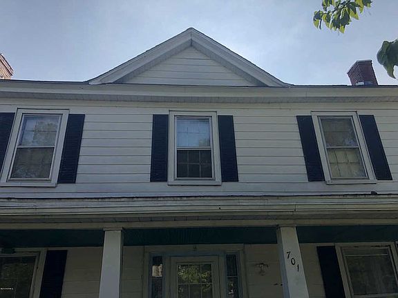 5th image of 701 Roanoke St