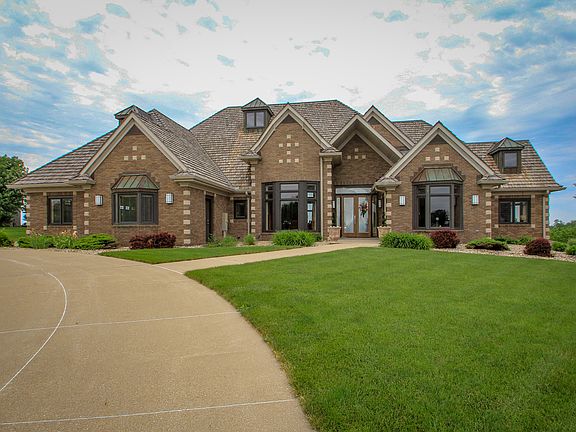 2nd image of 4501 Stoneridge Point