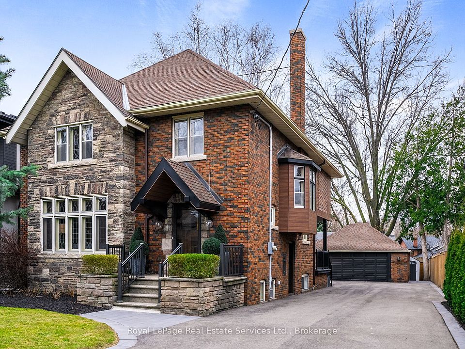 1st image of 28 Thompson Ave
