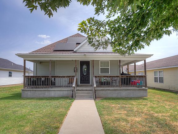 3rd image of 2325 S Kentucky Avenue