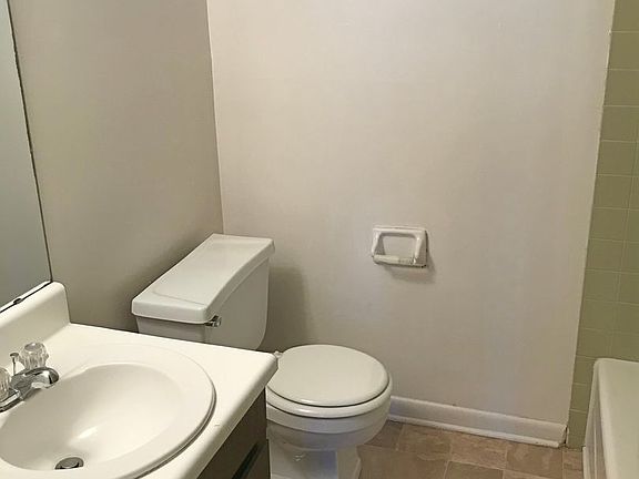 2nd image of 1617 15th Ave S APT 16