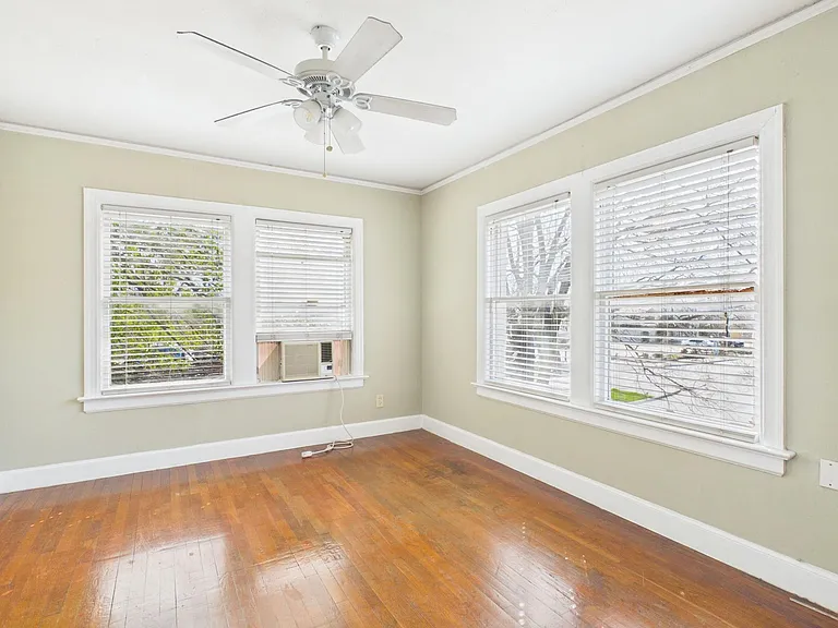 1920 Richmond Ave #4 — Photo 8