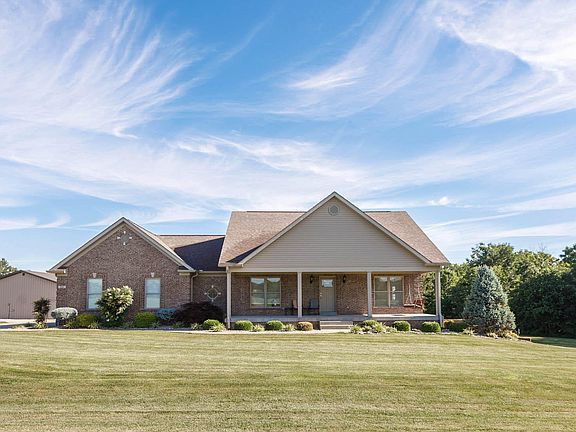 2nd image of 260 Angela Dr