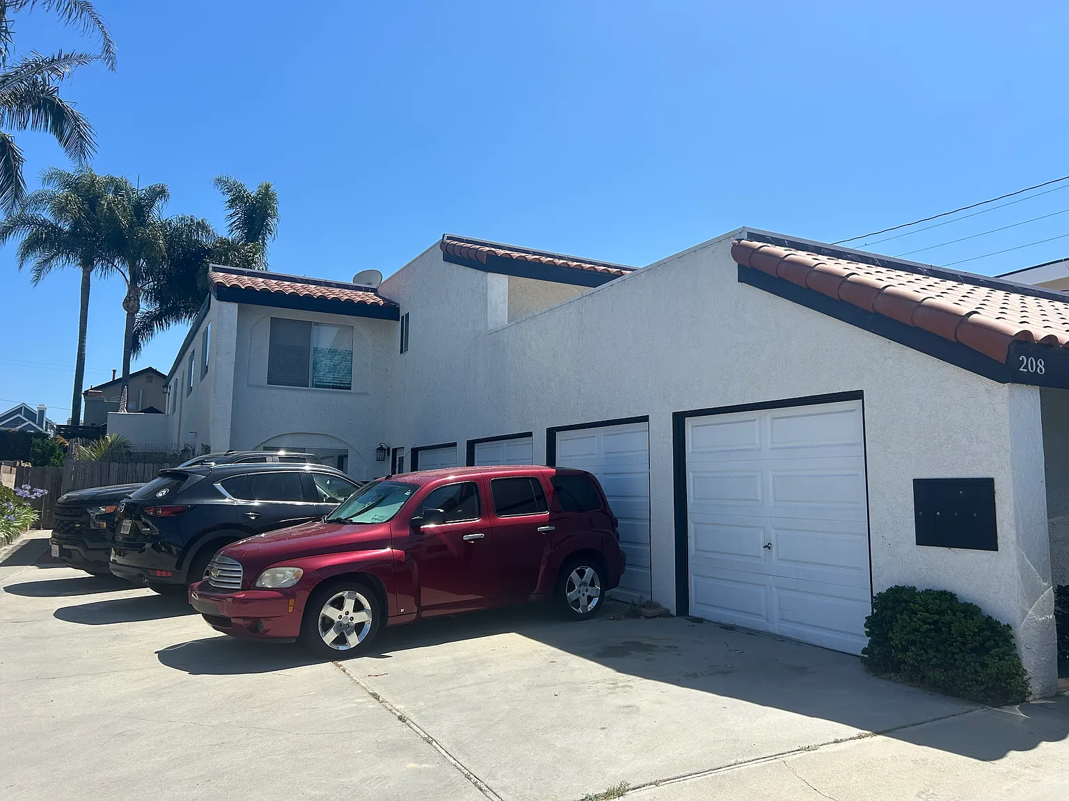 2 bed, 860 sqft, $2,600 — Photo 1