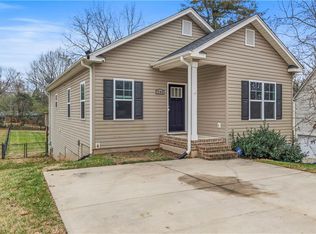 290 Tipperary Ln, Winston Salem, NC 27104