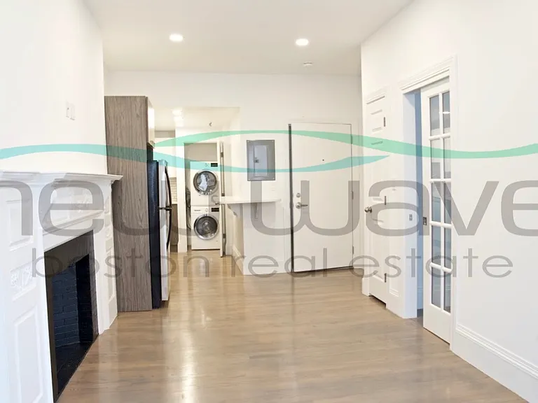 503 Beacon St #5 — Photo 5