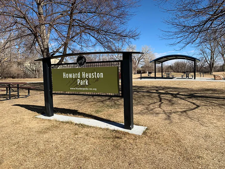 Lovely park is a 5 minute walk