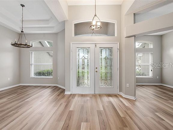 3rd image of 3914 Whisper Grove Ct