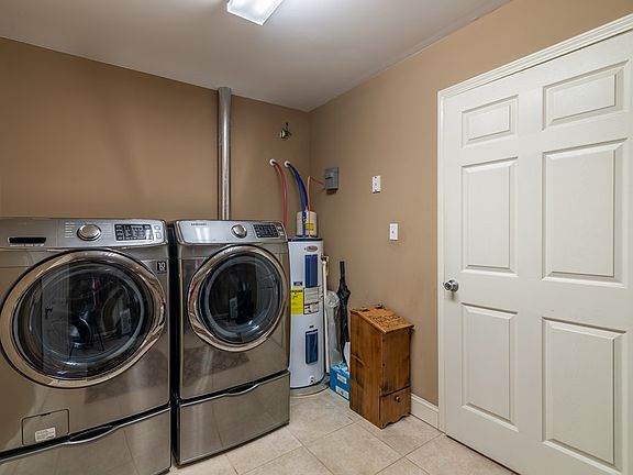 5th image of 18525 Keeneland Ln