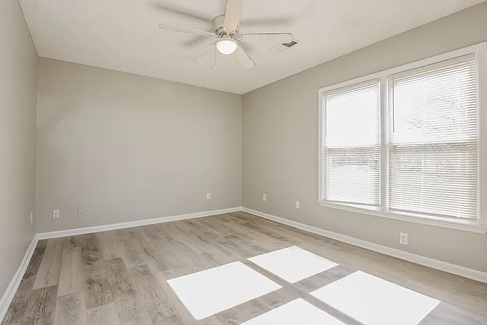 102 Totem Ct — Photo 8