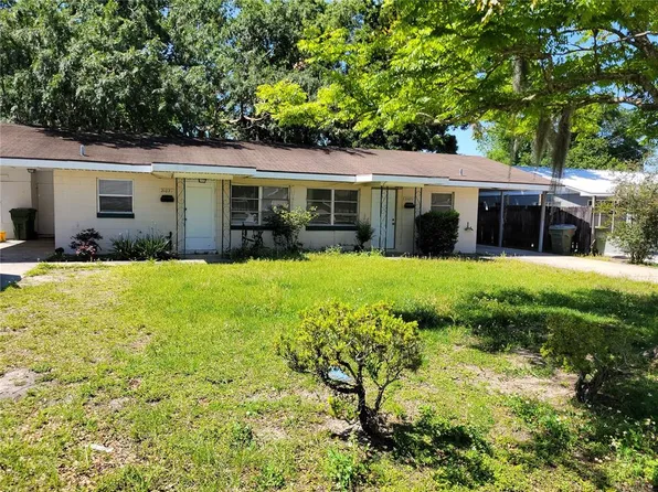 2103 Jobbins Dr, Leesburg, FL 34748
