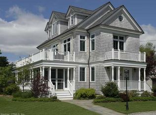 27 S Cove Rd #II, Old Saybrook, CT 06475
