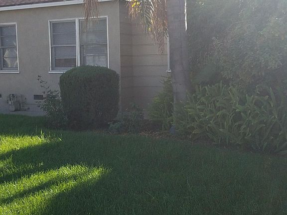 4th image of 1717 S Bundy Dr