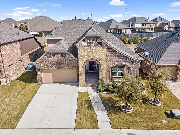 2nd image of 6816 San Antonio Dr