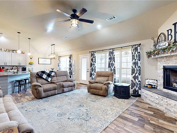 2nd image of 9 Exminster Ln