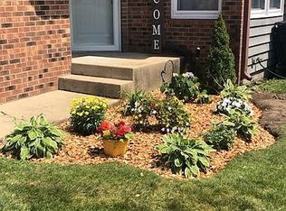 19 Constitution Dr, Michigan City, IN 46360