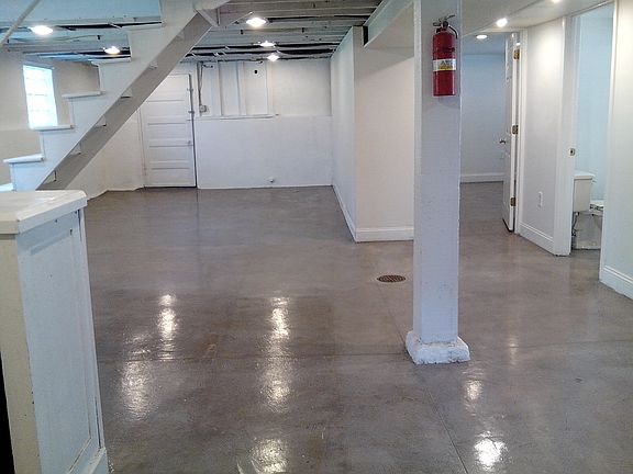 4th image of 2420 Edwards St
