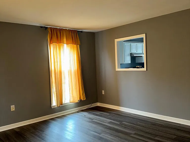 701 Green St — Photo 7